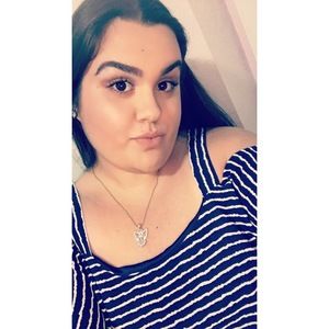 Meet your Posher, Cristina